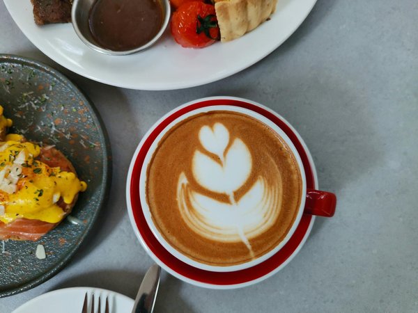 Welche Beauty-Tipps harmonieren mit dem MoFrauen-Lebensstil?